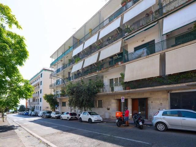 Appartamento in vendita a Municipalità 1, Campania