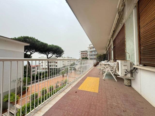 Appartamento in vendita a Municipalità 1, Campania