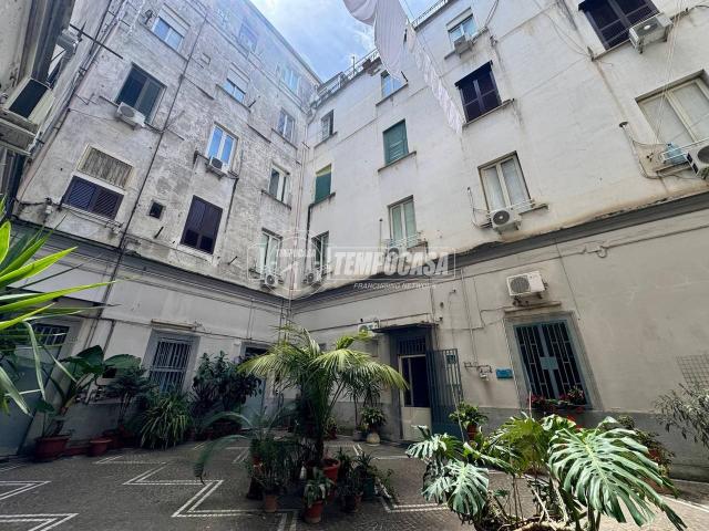 Appartamento in vendita a Municipalità 2, Mercato