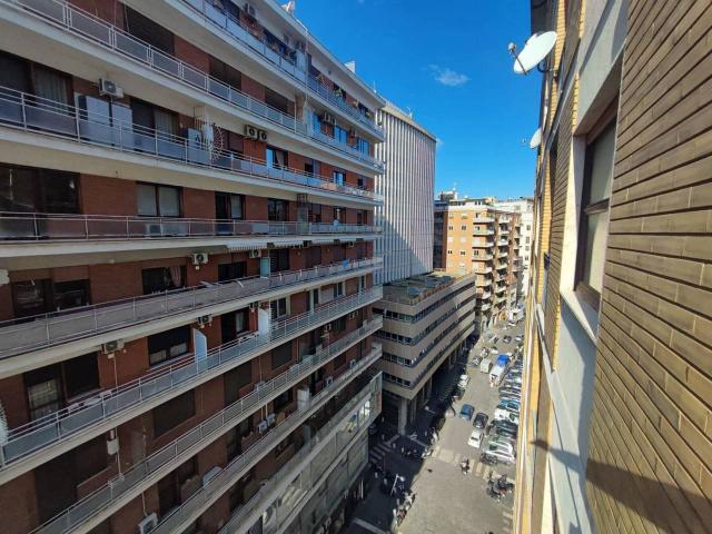 Appartamento in vendita a Municipalità 2, Campania