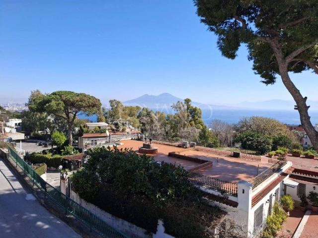 Appartamento in vendita a Municipalità 1, Campania