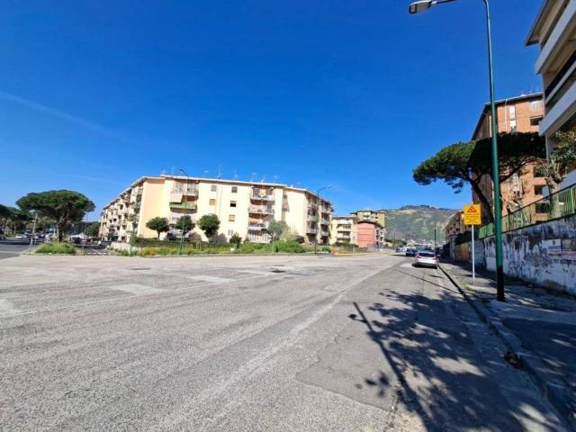 Appartamento in vendita a Municipalità 9, Campania