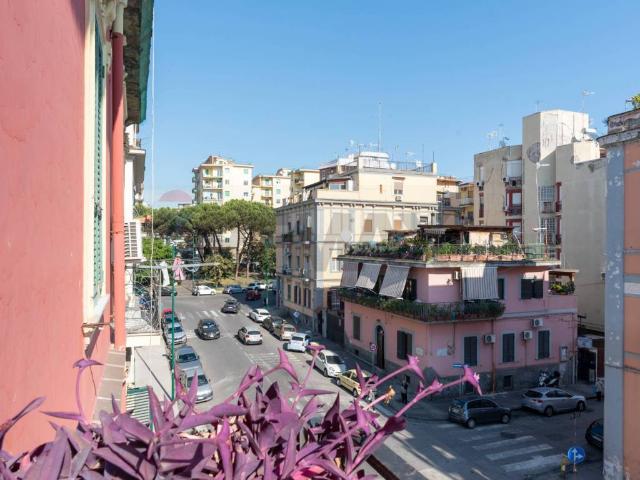 Appartamento in vendita a Municipalità 10, Campania