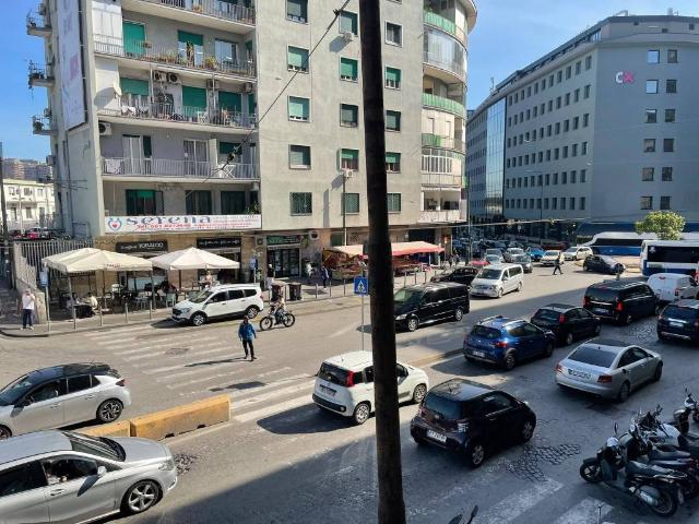 Appartamento in vendita a Mercato, Napoli