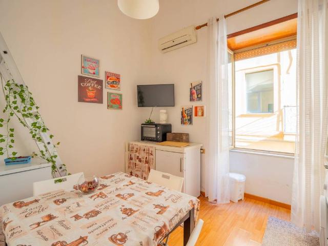 Appartamento in vendita a Municipalità 1, Napola