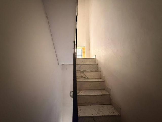 Appartamento in vendita a Pendino, Napoli