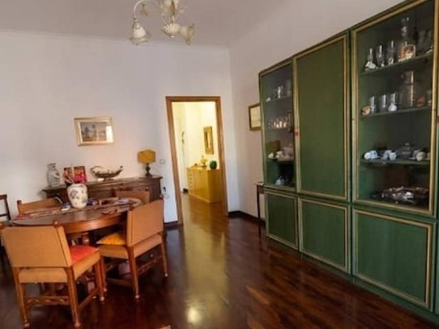 Appartamento in vendita a Municipalità 3, Campania