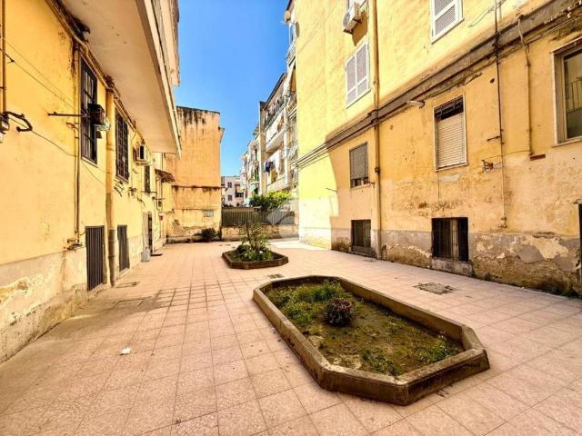 Appartamento in vendita a Municipalità 7, Napola