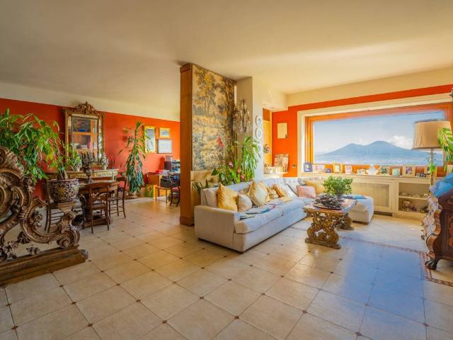 Appartamento in vendita a Municipalità 1, Napola