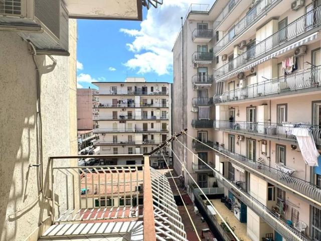 Appartamento in vendita a Astroni, Pianura