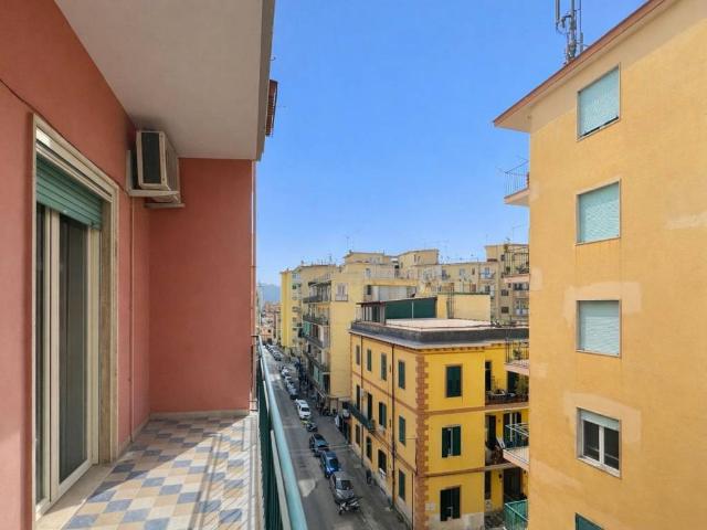 Appartamento in vendita a Municipalità 10, Napola
