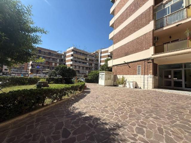 Appartamento in vendita a Fuorigrotta, Napoli