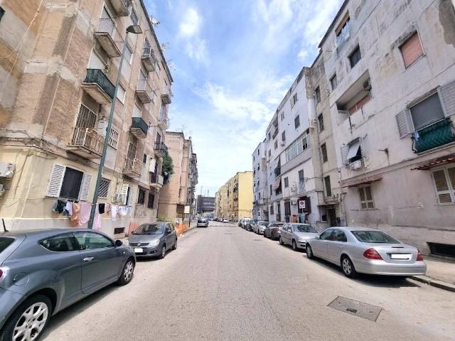 Appartamento in vendita a Municipalità 4, Campania
