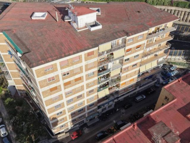 Appartamento in vendita a Municipalità 10, Campania