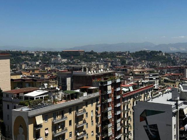 Appartamento in vendita a Municipalità 2, Campania