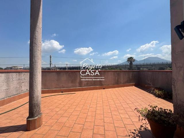 Appartamento in vendita a Municipalità 6, Campania