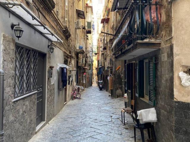 Appartamento in vendita a Municipalità 4, Campania