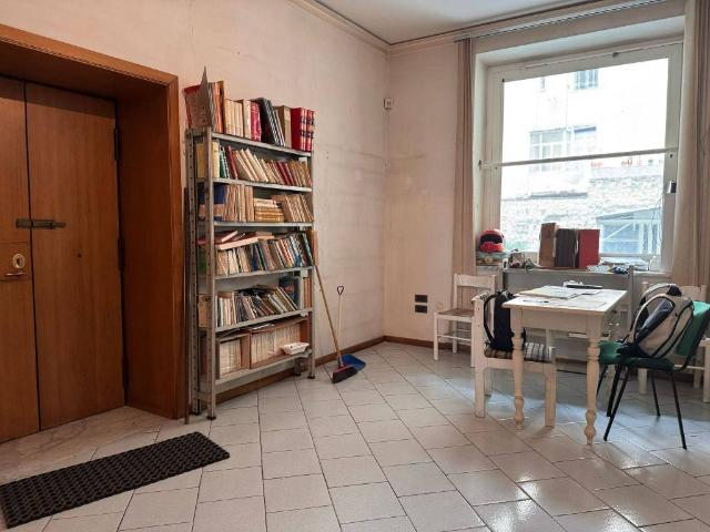 Appartamento in vendita a Municipalità 1, Campania