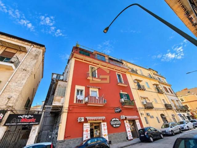 Appartamento in vendita a Chiaiano, Napoli
