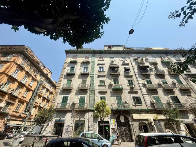 Appartamento in vendita a Vicaria, Napoli