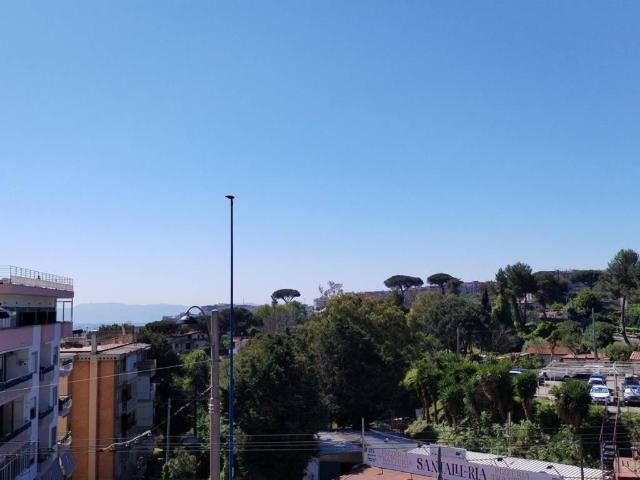 Appartamento in vendita a Municipalità 3, Campania