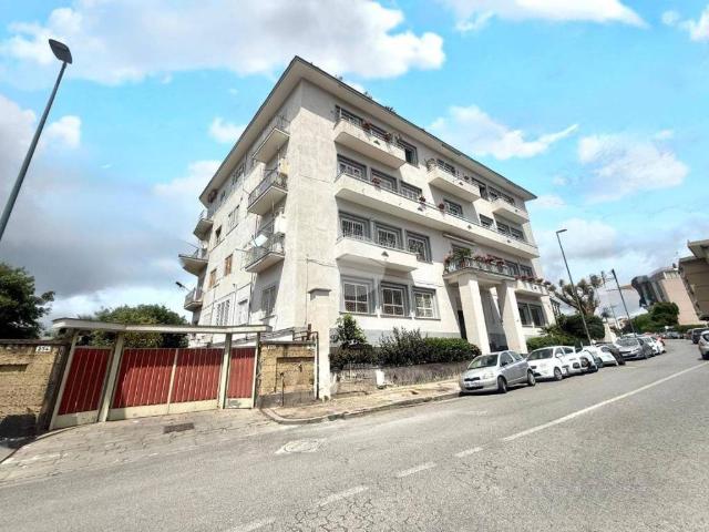 Appartamento in vendita a Municipalità 1, Campania