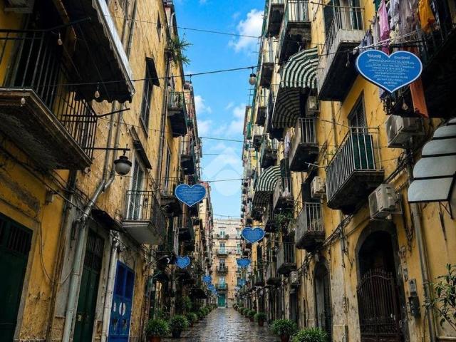 Appartamento in vendita a Municipalità 1, Campania
