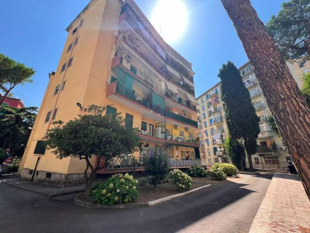 Appartamento in vendita a Stella, Napoli