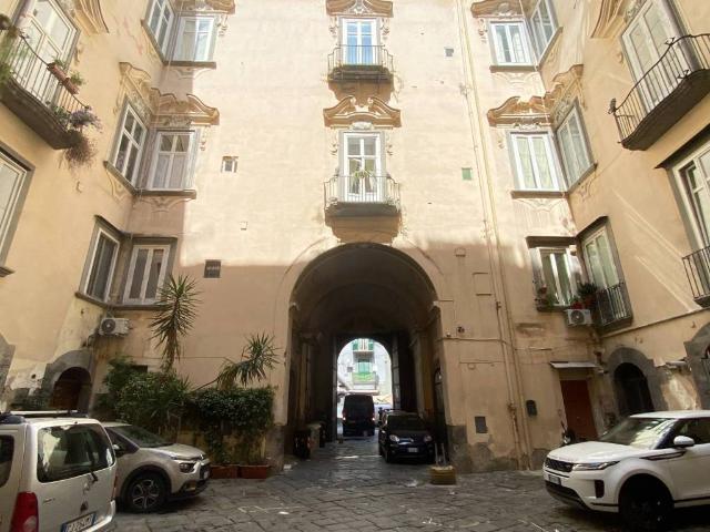 Appartamento in vendita a Municipalità 3, Campania