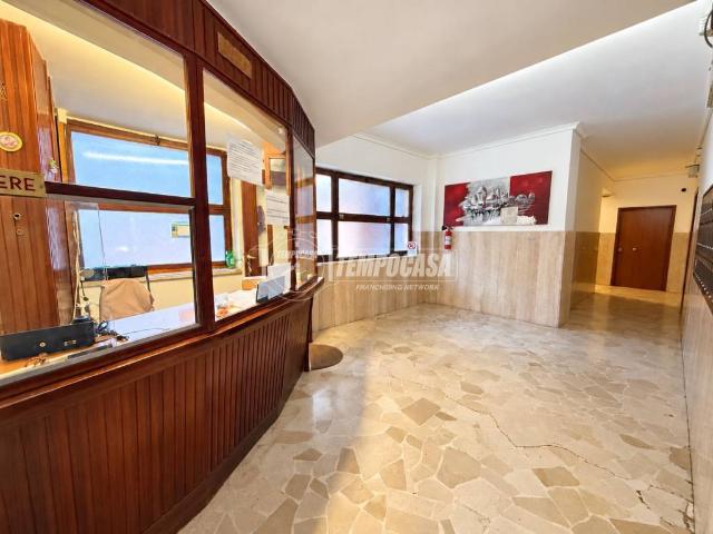 Appartamento in vendita a Vicaria, Napoli