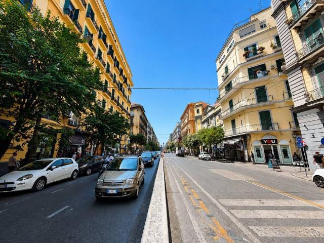 Appartamento in vendita a Municipalità 2, Campania