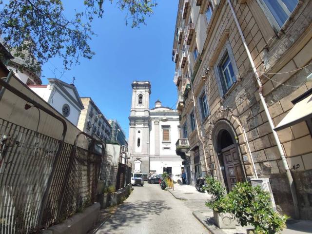 Appartamento in vendita a Municipalità 4, Campania