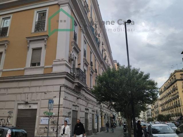 Appartamento in vendita a Municipalità 4, Campania