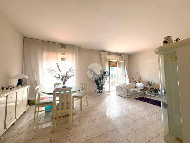 Appartamento in vendita a Pianura, Napoli