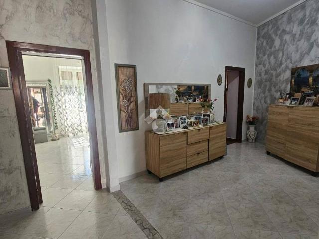 Appartamento in vendita a Bagnoli, Napoli