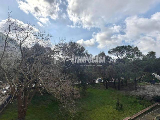 Appartamento in vendita a Camaldoli, Pianura