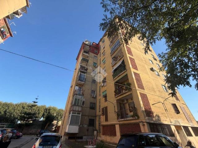 Appartamento in vendita a Piscinola, Napoli