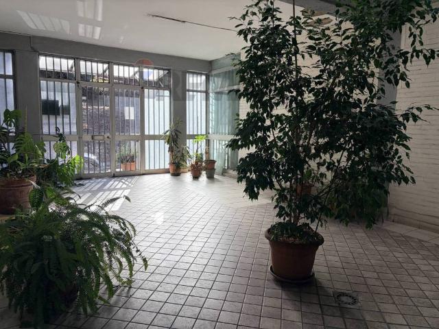 Appartamento in vendita a Fuorigrotta, Napoli