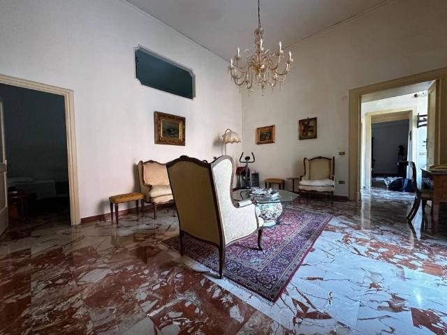 Appartamento in vendita a Municipalità 4, Campania