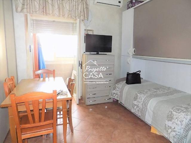 Appartamento in vendita a Barra, Napoli