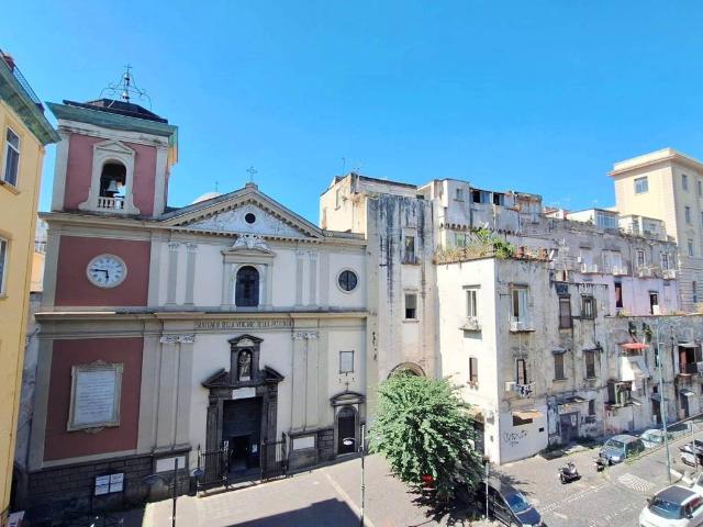 Appartamento in vendita a Municipalità 2, Campania
