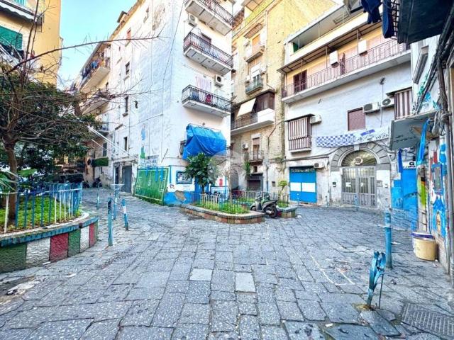 Appartamento in vendita a Municipalità 4, Borgo Sant'antonio Abate