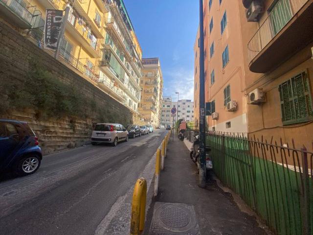 Appartamento in vendita a Municipalità 2, Campania