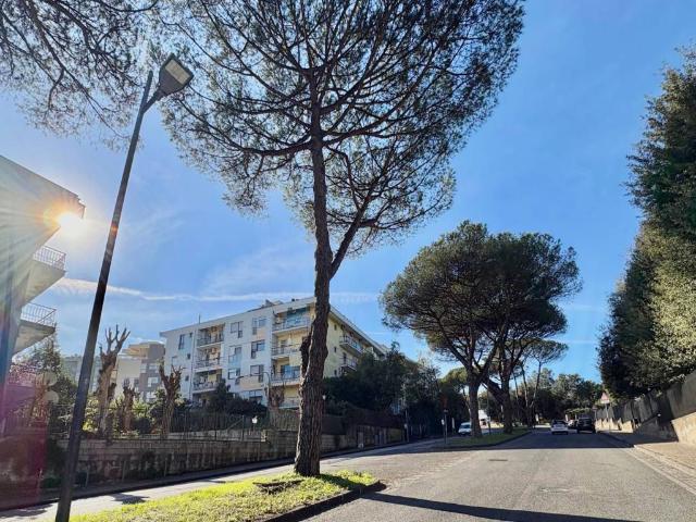 Appartamento in vendita a Municipalità 3, Campania