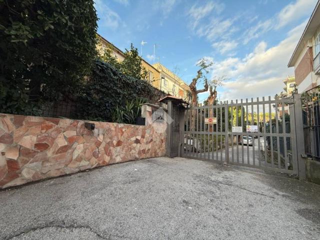 Appartamento in vendita a Camaldoli, Campania