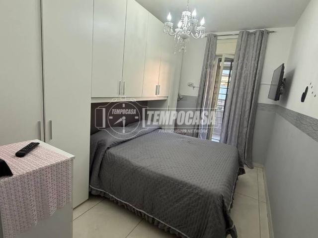 Appartamento in vendita a Fuorigrotta, Napoli