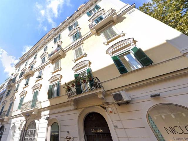 Appartamento in vendita a Municipalità 5, Campania