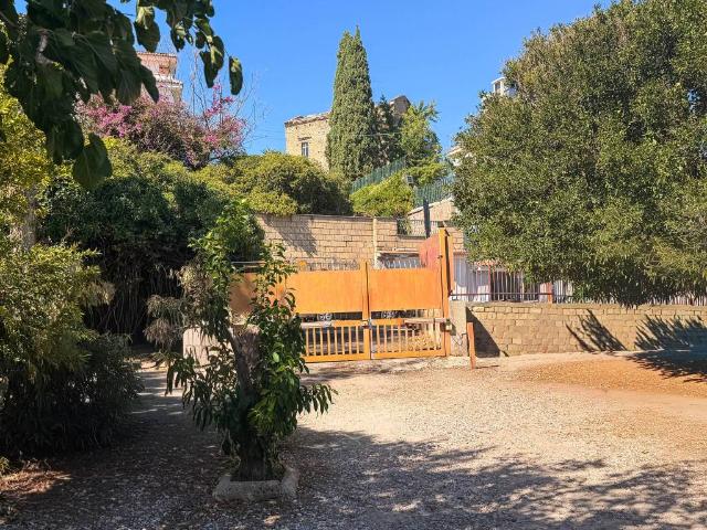 Appartamento in vendita a Posillipo, Napoli