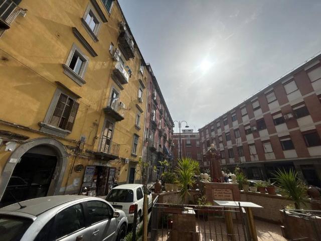 Appartamento in vendita a Municipalità 2, Campania