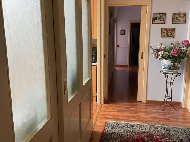 Appartamento in vendita a Municipalità 1, Campania